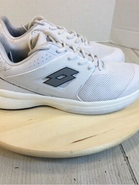 The Lotto Pickleball Pronto 400 Athletic Sneaker Shoes White 11.5